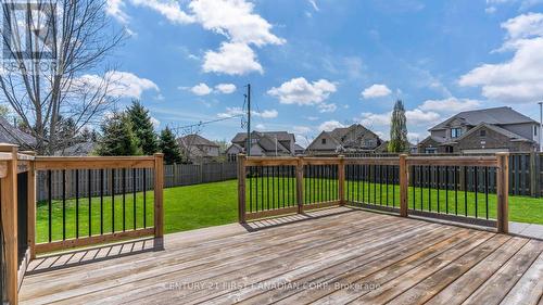 102 Caverhill Crescent, Middlesex Centre (Komoka), ON - Outdoor