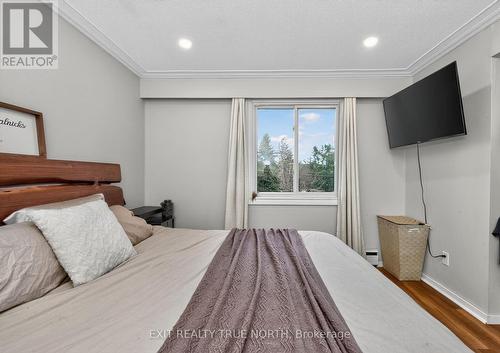 152 Holditch Street, Bracebridge, ON - Indoor Photo Showing Bedroom