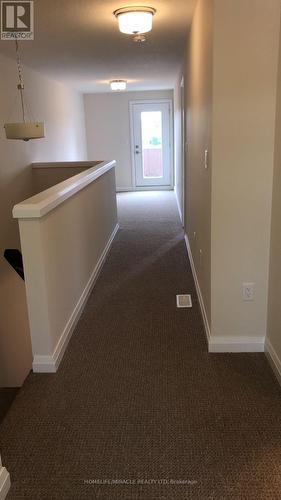 19 - 35 Midhurst Heights, Hamilton, ON - Indoor Photo Showing Other Room