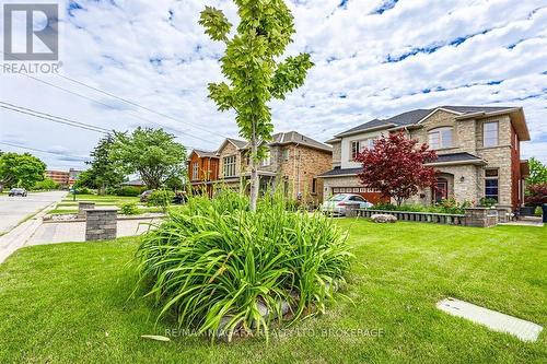 33 St Andrews Boulevard  - Lower Unit, Toronto (Kingsview Village-The Westway), ON - Outdoor