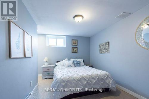 Lower - 239 Dundas Street W, Belleville (Belleville Ward), ON - Indoor Photo Showing Bedroom