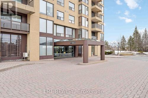 2806 - 545 St Laurent Boulevard, Ottawa, ON - Outdoor