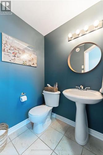 135 Tandalee Crescent, Ottawa, ON - Indoor Photo Showing Bathroom