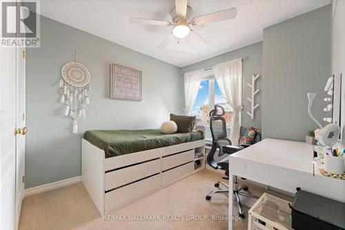 135 Tandalee Crescent, Ottawa, ON - Indoor Photo Showing Bedroom