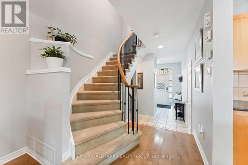 135 Tandalee Crescent, Ottawa, ON - Indoor Photo Showing Other Room