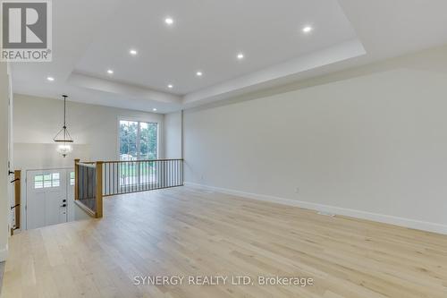 5 Haddon Lane, Strathroy-Caradoc (Nw), ON - Indoor Photo Showing Other Room
