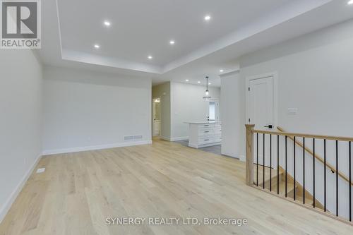 5 Haddon Lane, Strathroy-Caradoc (Nw), ON - Indoor Photo Showing Other Room