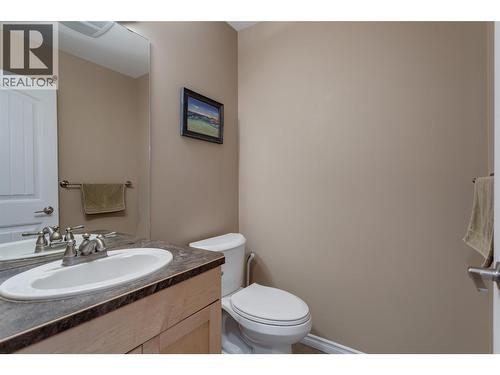 1798 Olympus Way Unit# 15, West Kelowna, BC - Indoor Photo Showing Bathroom