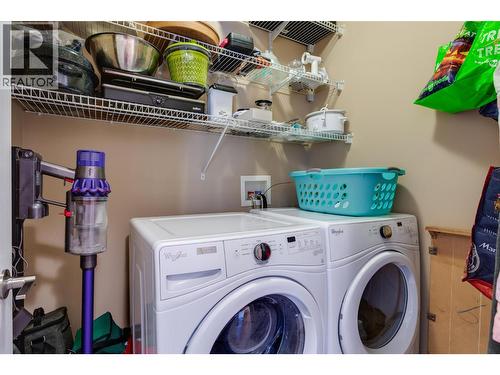 1798 Olympus Way Unit# 15, West Kelowna, BC - Indoor Photo Showing Laundry Room