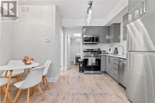 115 - 6065 Mcleod Road, Niagara Falls (Arad/Fallsview), ON - Indoor