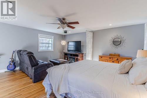 280 Private Street, Gravenhurst, ON - Indoor Photo Showing Bedroom