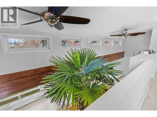 930 Fairway Crescent, Kelowna, BC - Indoor Photo Showing Other Room