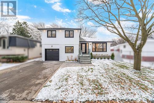 2276 Wyandotte Drive, Oakville, ON 