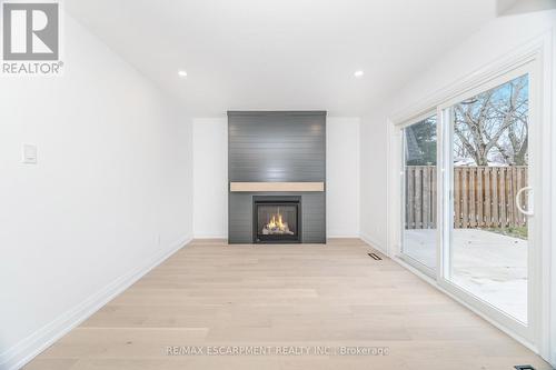 2276 Wyandotte Drive, Oakville, ON 