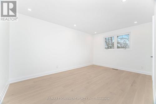 2276 Wyandotte Drive, Oakville, ON 