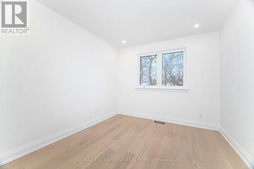 2276 Wyandotte Drive, Oakville, ON 