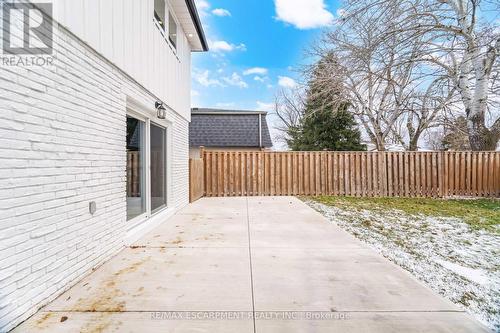 2276 Wyandotte Drive, Oakville, ON 