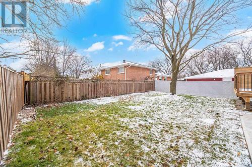 2276 Wyandotte Drive, Oakville, ON 
