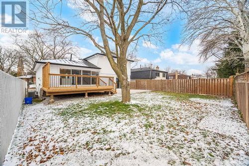 2276 Wyandotte Drive, Oakville, ON 