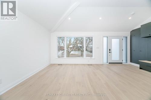 2276 Wyandotte Drive, Oakville, ON 