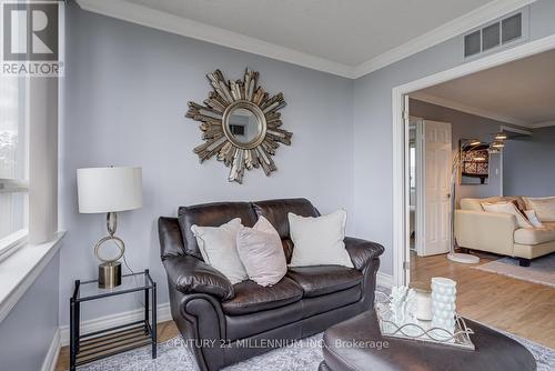 604 - 5 Lisa Street, Brampton, ON - Indoor Photo Showing Living Room