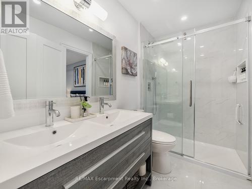 Main Bath - 143 Chalfield Lane, Mississauga (Rathwood), ON - Indoor Photo Showing Bathroom