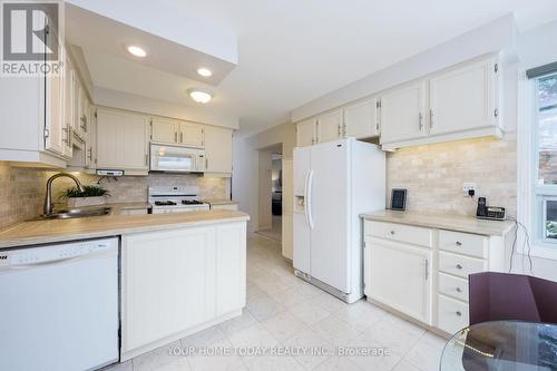 20 Jason Crescent, Halton Hills, ON - Indoor Photo Showing Kitchen