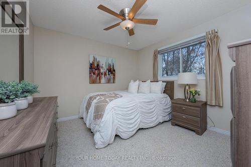 20 Jason Crescent, Halton Hills, ON - Indoor Photo Showing Bedroom
