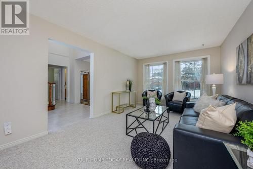 20 Jason Crescent, Halton Hills, ON - Indoor Photo Showing Living Room