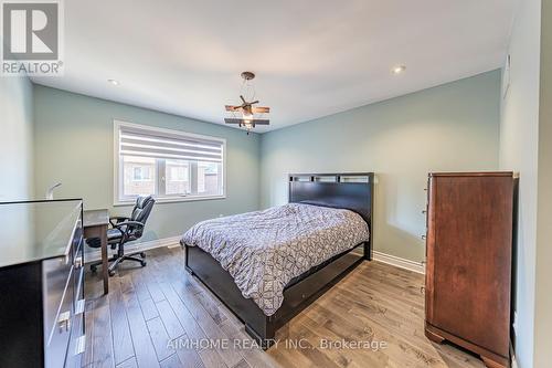 986 Wilbur Pipher Circle, Newmarket, ON 