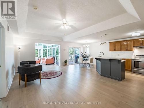 678 Salzburg Drive, Waterloo, ON - Indoor Photo Showing Other Room