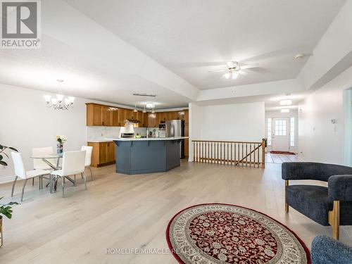 678 Salzburg Drive, Waterloo, ON - Indoor