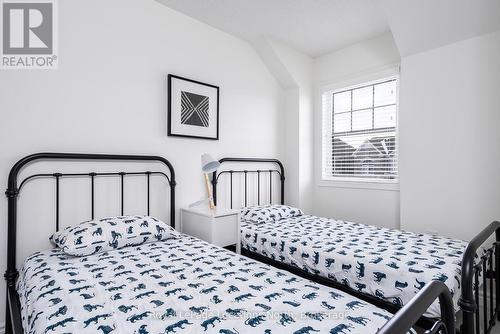 Forth bedroom with closet - 17 Catamaran Drive, Wasaga Beach, ON 