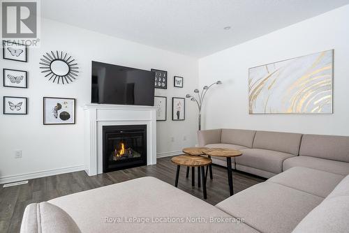 Family Room with Fireplace - 17 Catamaran Drive, Wasaga Beach, ON 