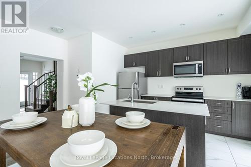 Dining area - 17 Catamaran Drive, Wasaga Beach, ON 