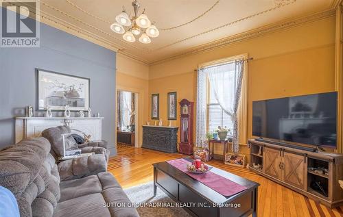 #2 - 364 George Street, Cobourg, ON - Indoor Photo Showing Living Room
