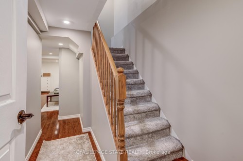 6-171 Highbury Drive, Hamilton, ON - Indoor Photo Showing Other Room