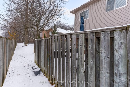 6-171 Highbury Drive, Hamilton, ON - Outdoor With Exterior