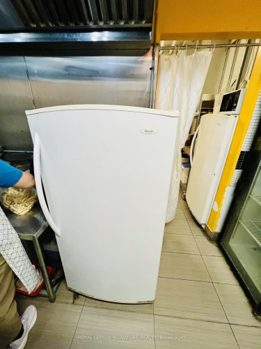 243-7181 Yonge Street, Markham, ON 