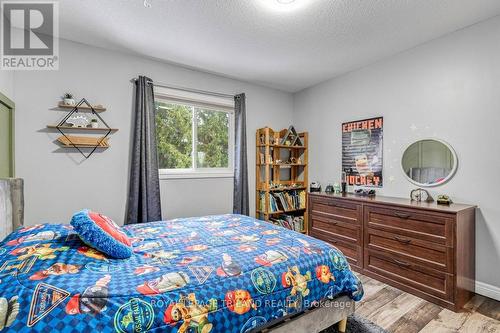 14 Penhale Avenue N, St. Thomas, ON - Indoor Photo Showing Bedroom