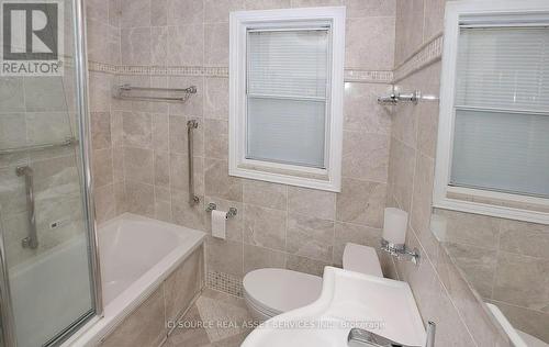 34 Gwendolen Crescent, Toronto, ON - Indoor Photo Showing Bathroom
