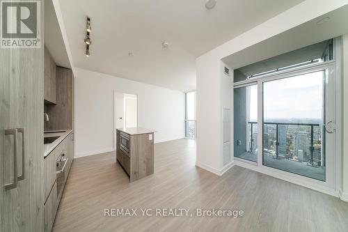 4702 - 1 Yorkville Avenue, Toronto, ON - Indoor