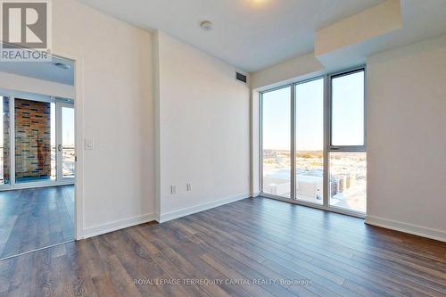 1004 - 100 Eagle Rock Way, Vaughan, ON - Indoor Photo Showing Other Room