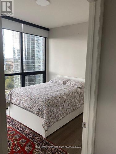 1604 - 2900 Highway 7 Road, Vaughan, ON - Indoor Photo Showing Bedroom