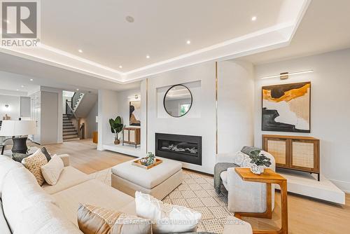 202 Queen Street W, Mississauga, ON 