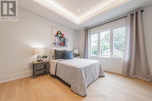 202 Queen Street W, Mississauga, ON 