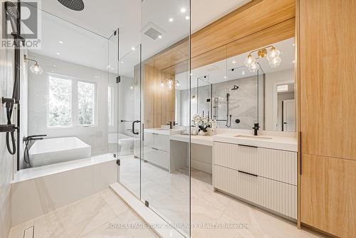 202 Queen Street W, Mississauga, ON 