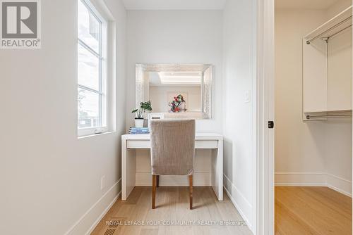 202 Queen Street W, Mississauga, ON 