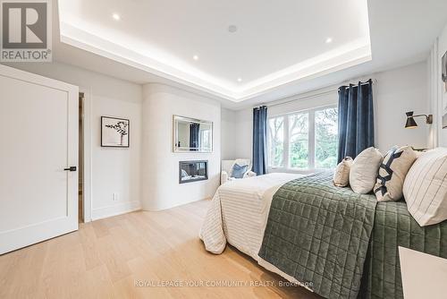 202 Queen Street W, Mississauga, ON 