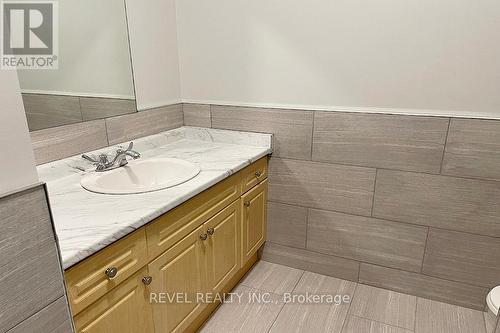403 - 150 Colborne Street, Brantford, ON - Indoor Photo Showing Bathroom